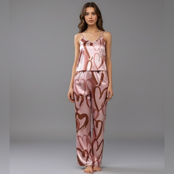 Satin Heart Print Pyjama Set - Picture 1 of 8